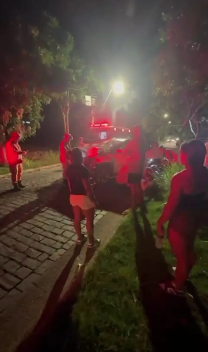 Acidente entre dois veículos é registrado na Ferradura, em Armação dos Búzios — RC24H