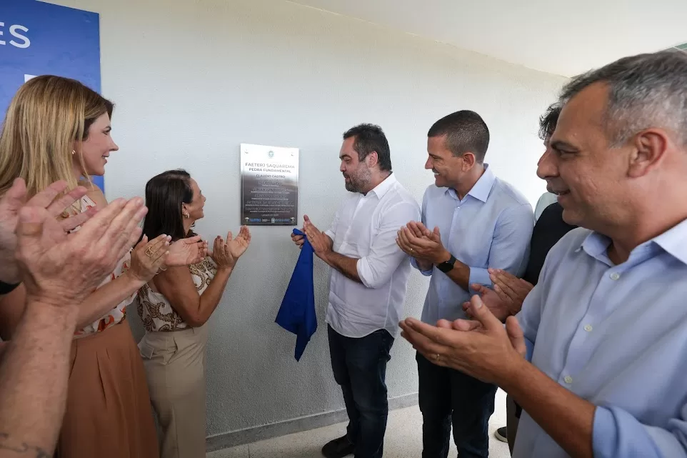 Cláudio Castro inaugura base do Segurança Presente e anuncia investimentos em educação e infraestrutura em Saquarema — RC24H