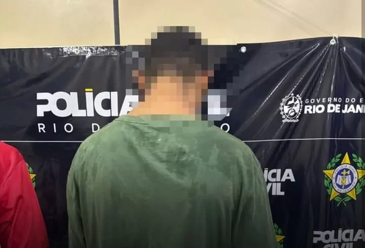 Homem é preso por tráfico de drogas no bairro Vila Caranga, em Búzios — RC24H