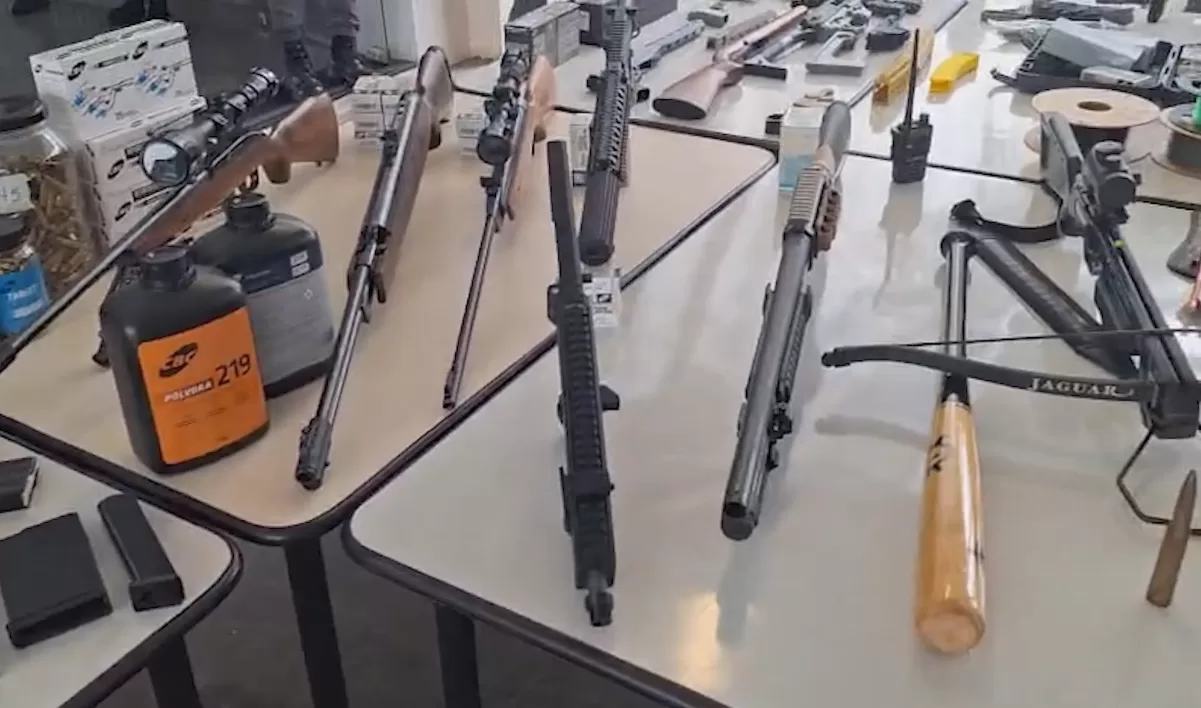 Investigação identifica negociações de armamentos produzidos em impressoras 3D em cidades da Região dos Lagos — RC24H