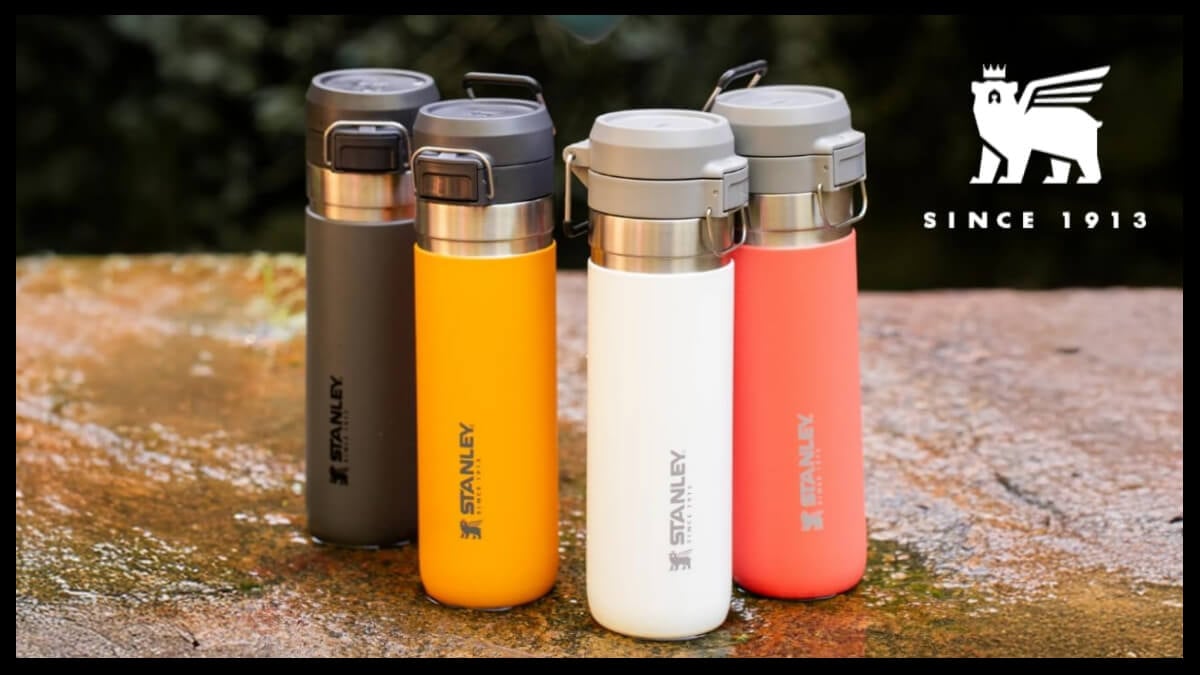 Oferta Mês do Consumidor: desconto de 50% na garrafa térmica da Stanley