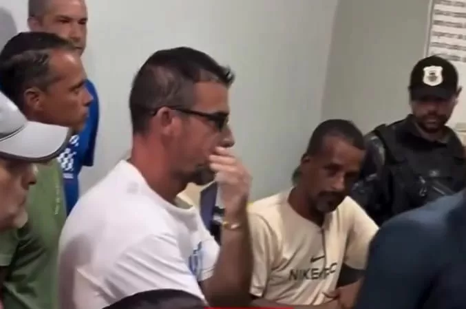 Moradores cobram providências na prefeitura após fortes chuvas e alagamentos em São Pedro da Aldeia — RC24H