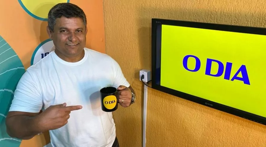 Vereador de Cabo Frio acusa compra de votos e aumento salarial para equipe do governo de Magdala