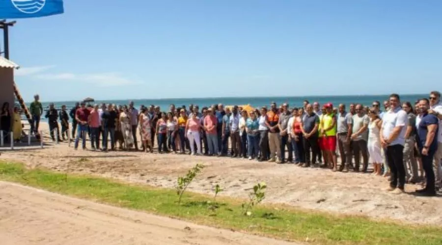 São Pedro da Aldeia: Praia das Pedras de Sapiatiba hasteia primeiramente a Bandeira Azul