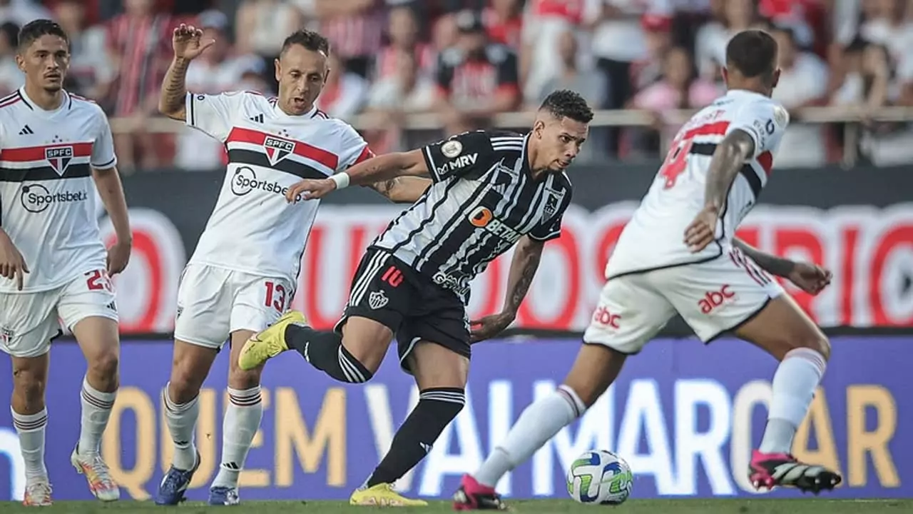 Atlético x São Paulo: prováveis escalações para jogo do Brasileiro