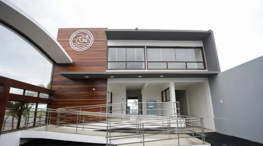 Inscreva-se grátis: Saquarema oferece aulas de surf gratuitas