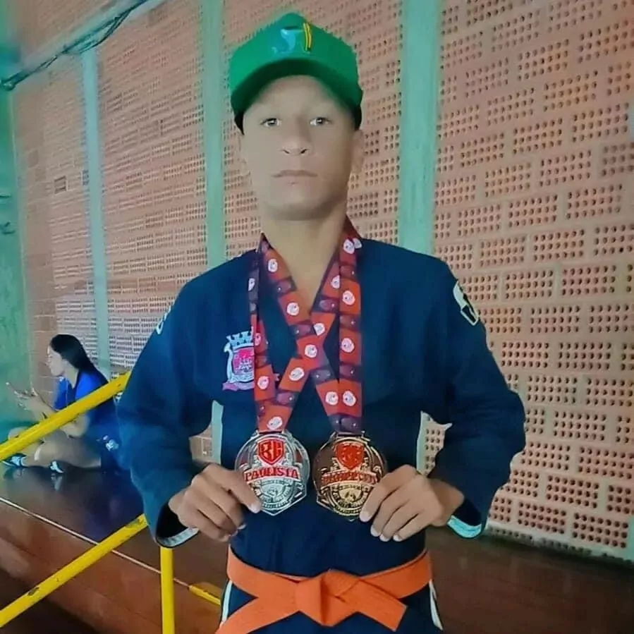 Atleta de Arraial do Cabo é prata em campeonato de Jiu-jitsu SP Open