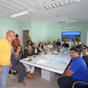 Prefeito Alexandre Martins Sanciona PCCR dos Servidores Municipais de Búzios | Búzios