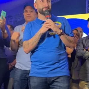Rafael Aguiar (PL) confirma candidatura a prefeito de Búzios com discurso polêmico | Política Costa do Sol