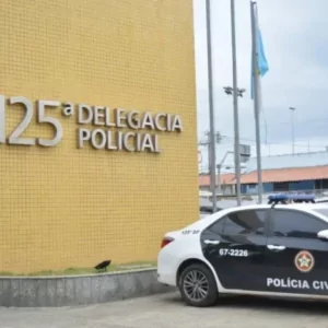 Criminosos atiram contra PM em São Pedro da Aldeia e morador é atingido | São Pedro da Aldeia
