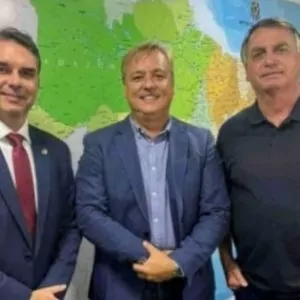 Flávio Bolsonaro, Alexandre Martins e Jair Bolsonaro