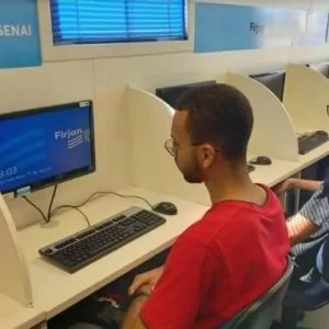 spot_img