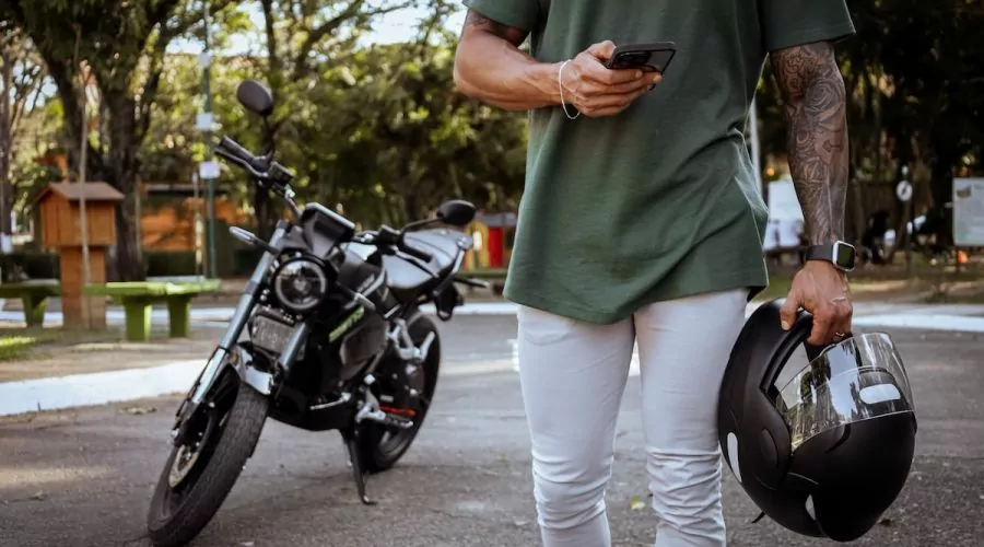 Benefícios de adicionar a moto elétrica na frota das empresas