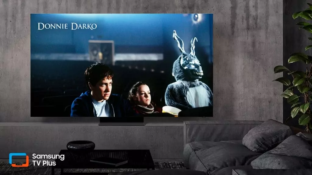 3 fatores que reduzem a durabilidade da sua televisão Guia Região dos Lagos 3 Cena do filme Donnie Darko, transmitido em uma TV da Samsung