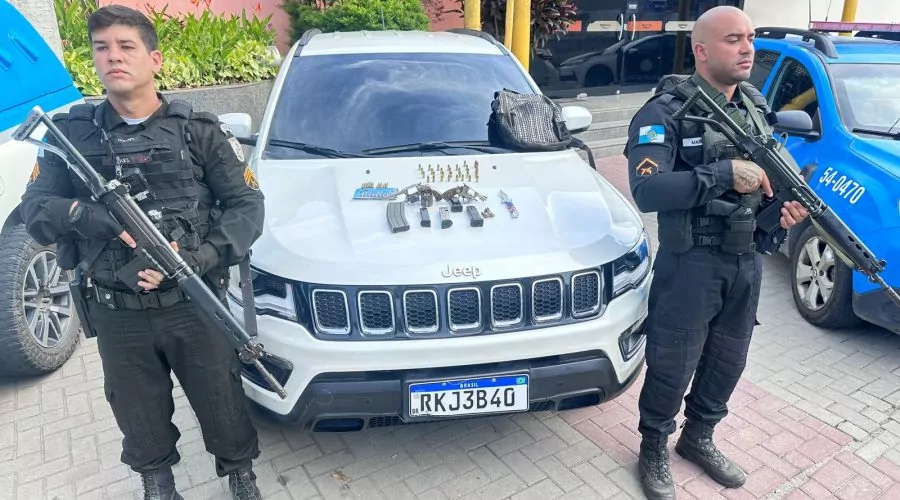 Maricá: Polícia prende dois homens em veículo suspeito de clonagem