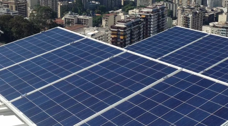 Maricá planeja levar energia solar para comunidades locais