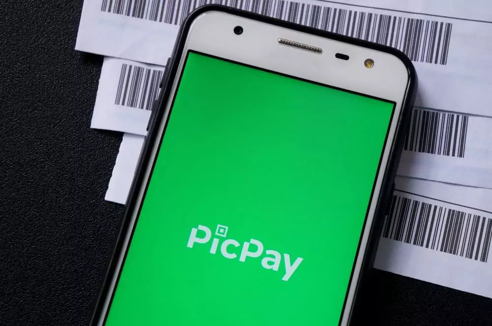 6 apps de cashback para comprar e receber dinheiro de volta Guia Região dos Lagos 9 Logo do PicPay