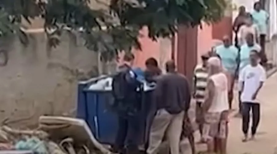 Búzios: Corpo de jovem é achado em caçamba de lixo em Búzios