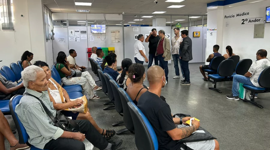 Ministro da Previdência conhece salas de avaliação conectada em São Pedro da Aldeia e Araruama
