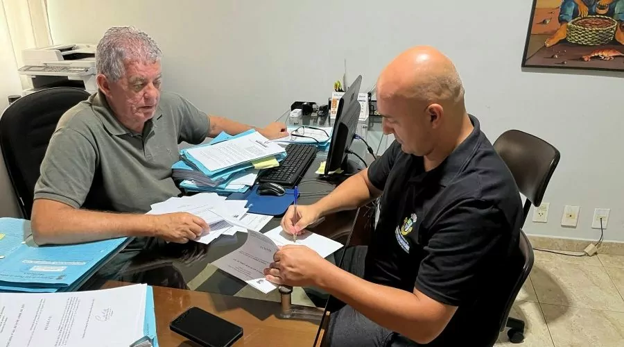Prefeito de São Pedro da Aldeia viaja a Brasília para compromissos até quinta