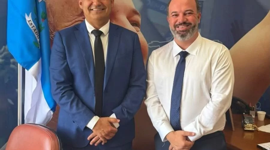 Prefeito de São Pedro da Aldeia vai a Brasília em busca dos royalties completos