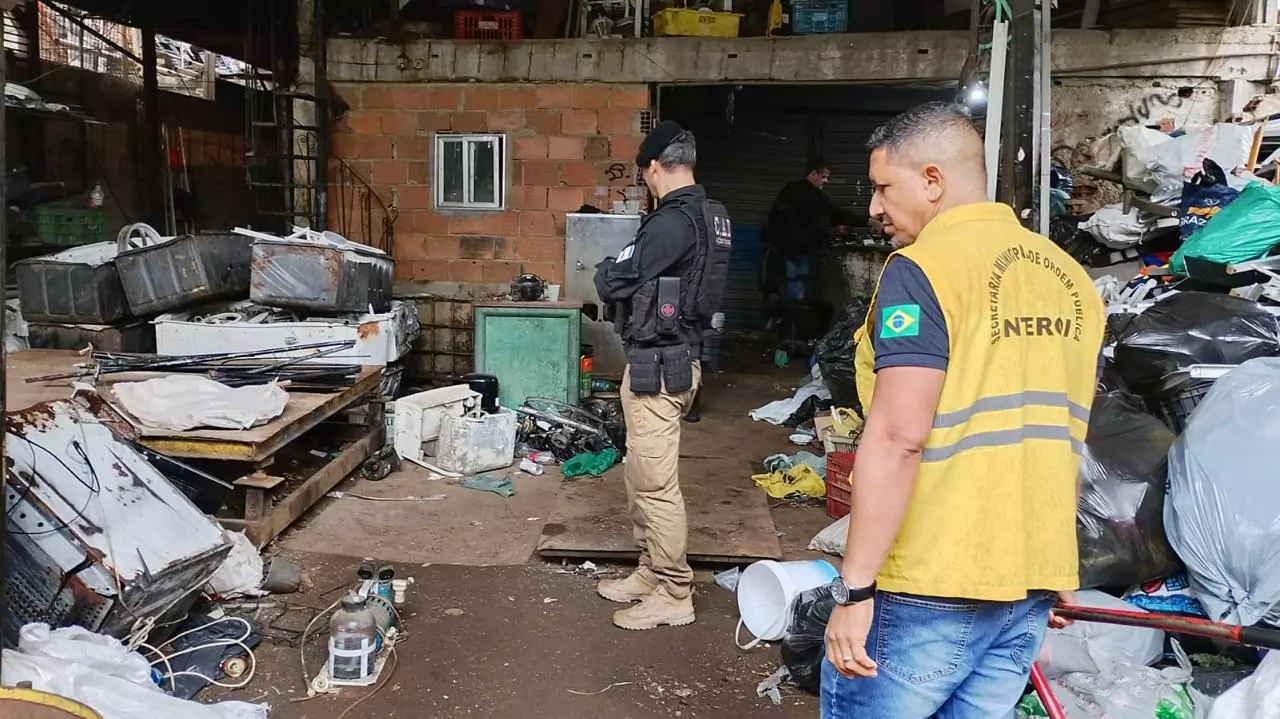 Agentes da Polícia Civil em operação