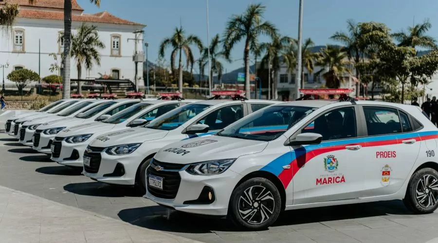 Maricá: Quaquá entrega 23 carros para as forças de segurança da cidade