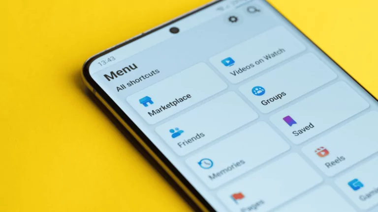 Como vender produtos no Facebook via marketplace ou página comercial