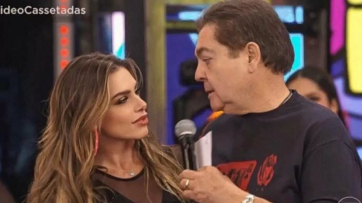 Foto de Erika Schneider e Faustão