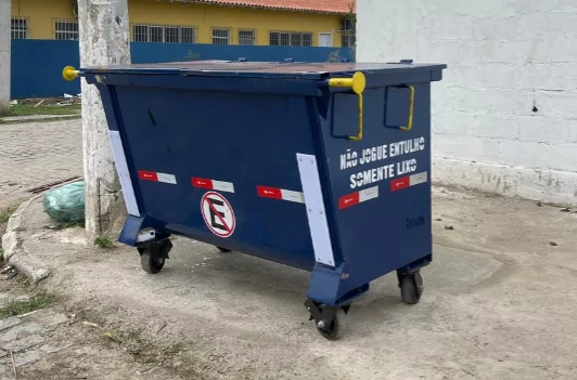 Cabo Frio recebe novos contêineres para lixo domiciliar; Medida busca melhorar a limpeza urbana e a eficiência da coleta nos bairros
