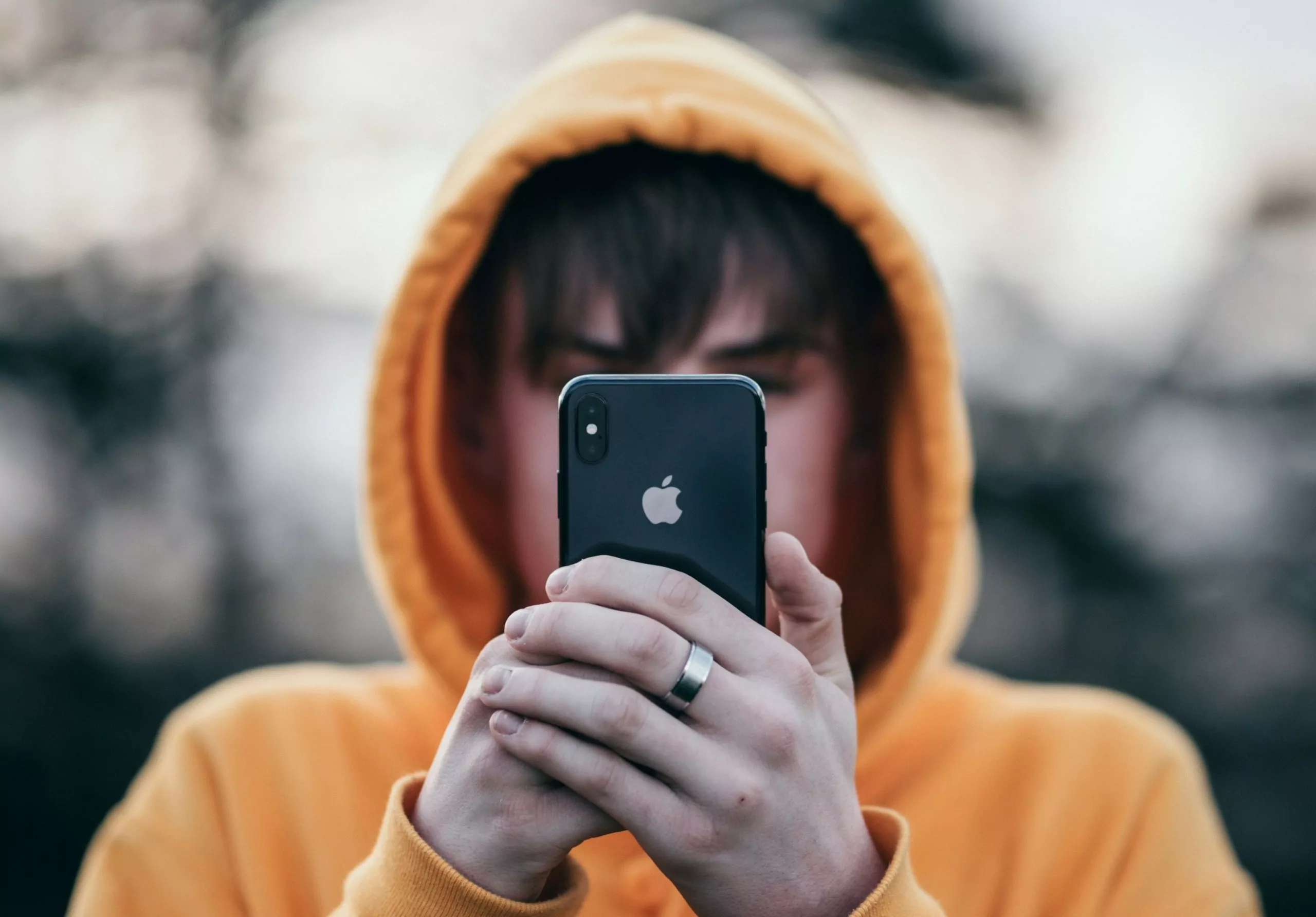 'Clube offline': jovens se unem por convívio e experiências longe das redes sociais | Tecnologia