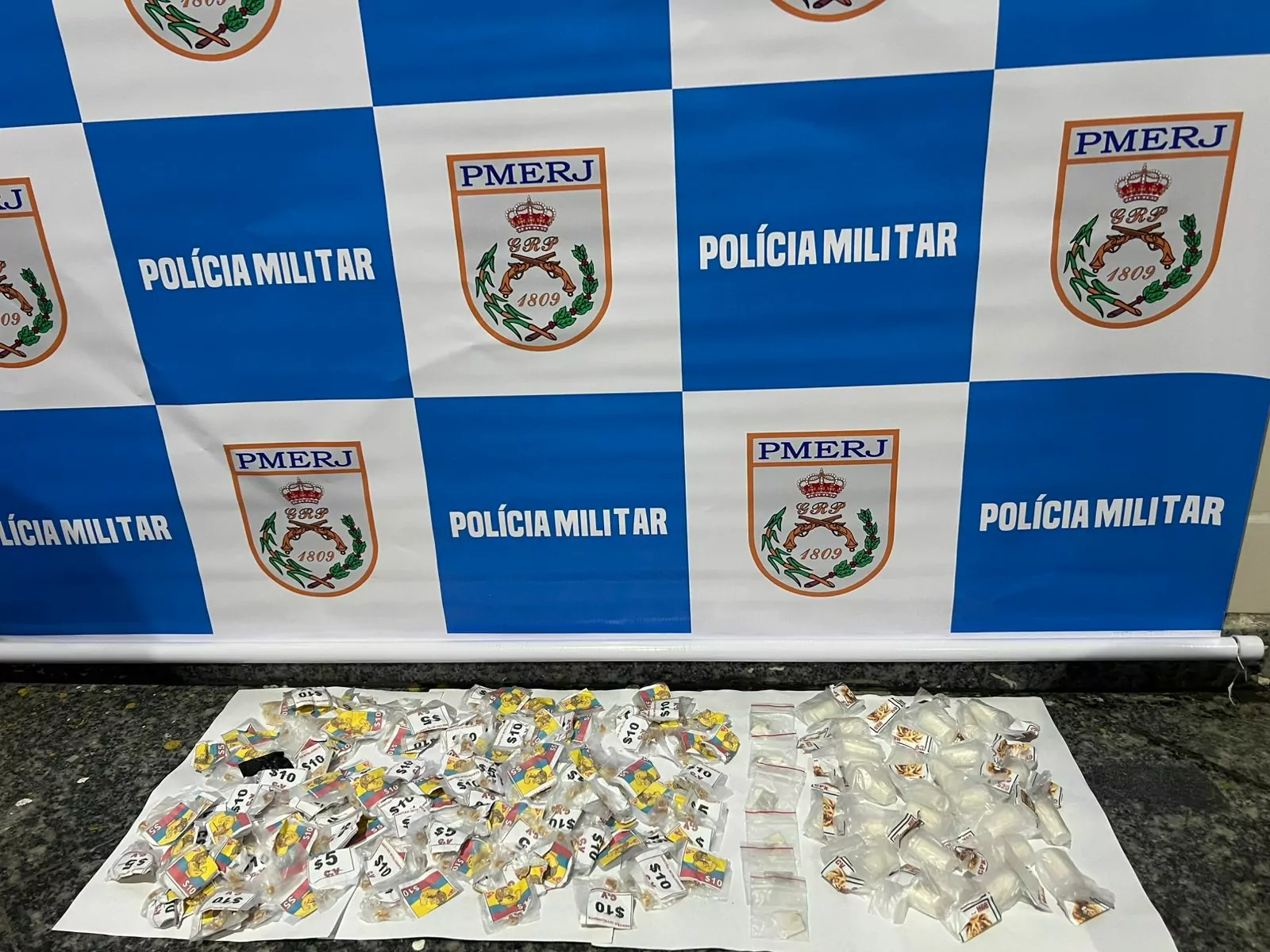 Comando do 25º BPM sufoca o tráfico em Cabo Frio e “pede música” após nova apreensão