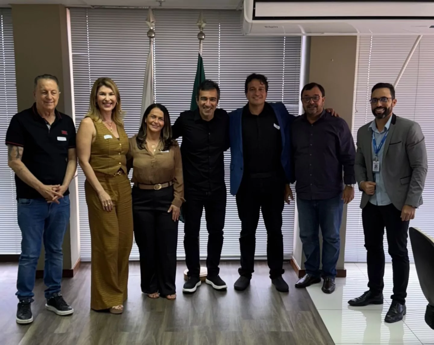 Comitiva do alto escalão da Prefeitura de Saquarema se reúne com o presidente do DETRAN, Vinícius Farah, para tentar buscar recursos e implementar um órgão do DETRAN na cidade