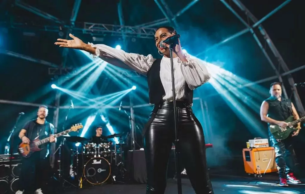 Grande Dia! Show-tributo à Sade marca lançamento da RC-FM 88,7 nesta sexta-feira em Cabo Frio