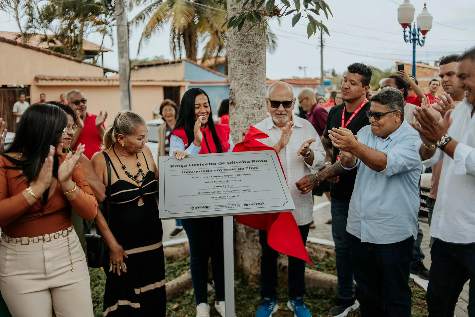 Prefeitura de Maricá inaugura três praças públicas em Santa Paula