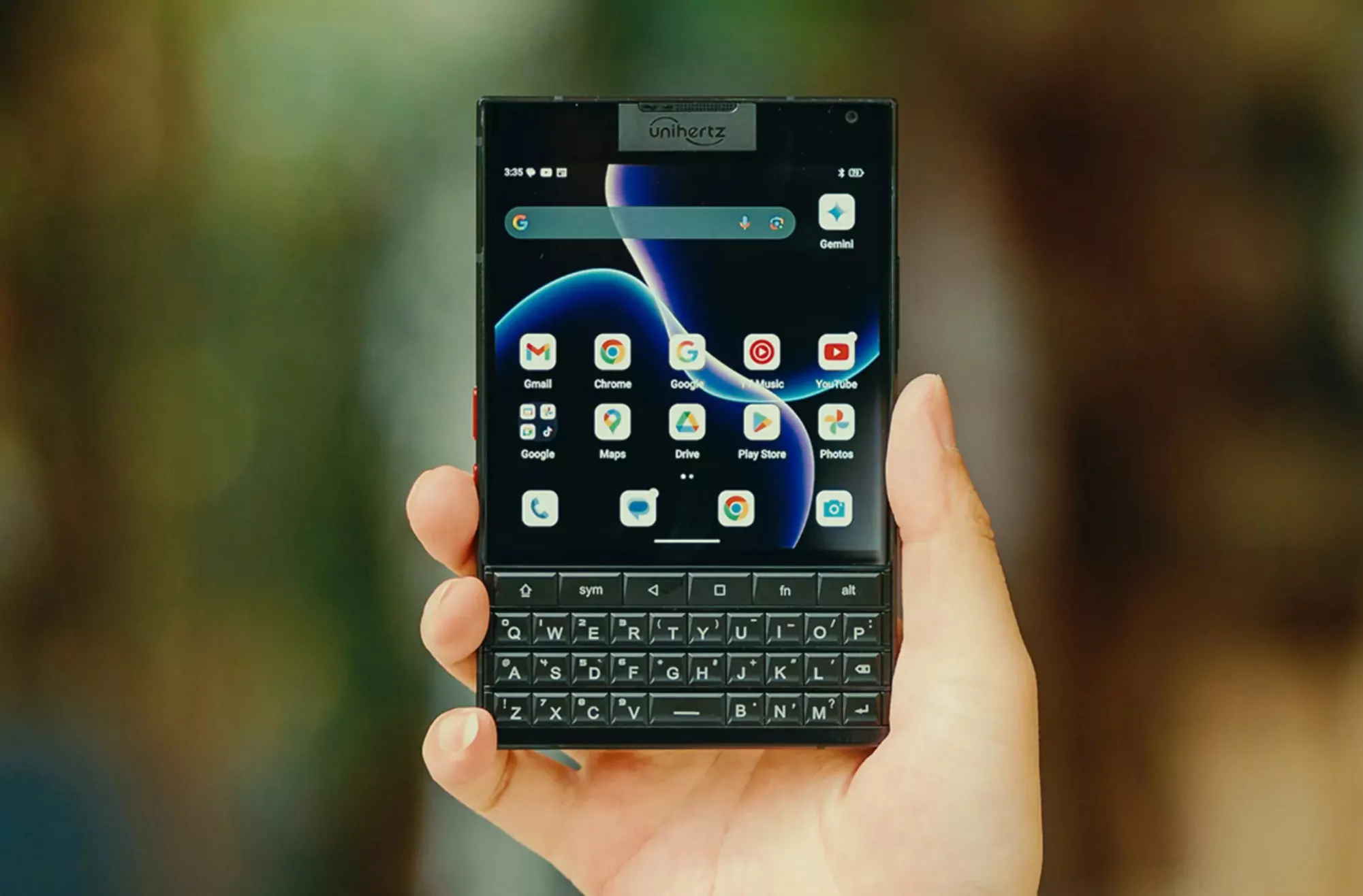 Novo BlackBerry? Empresa aposta em formato clássico