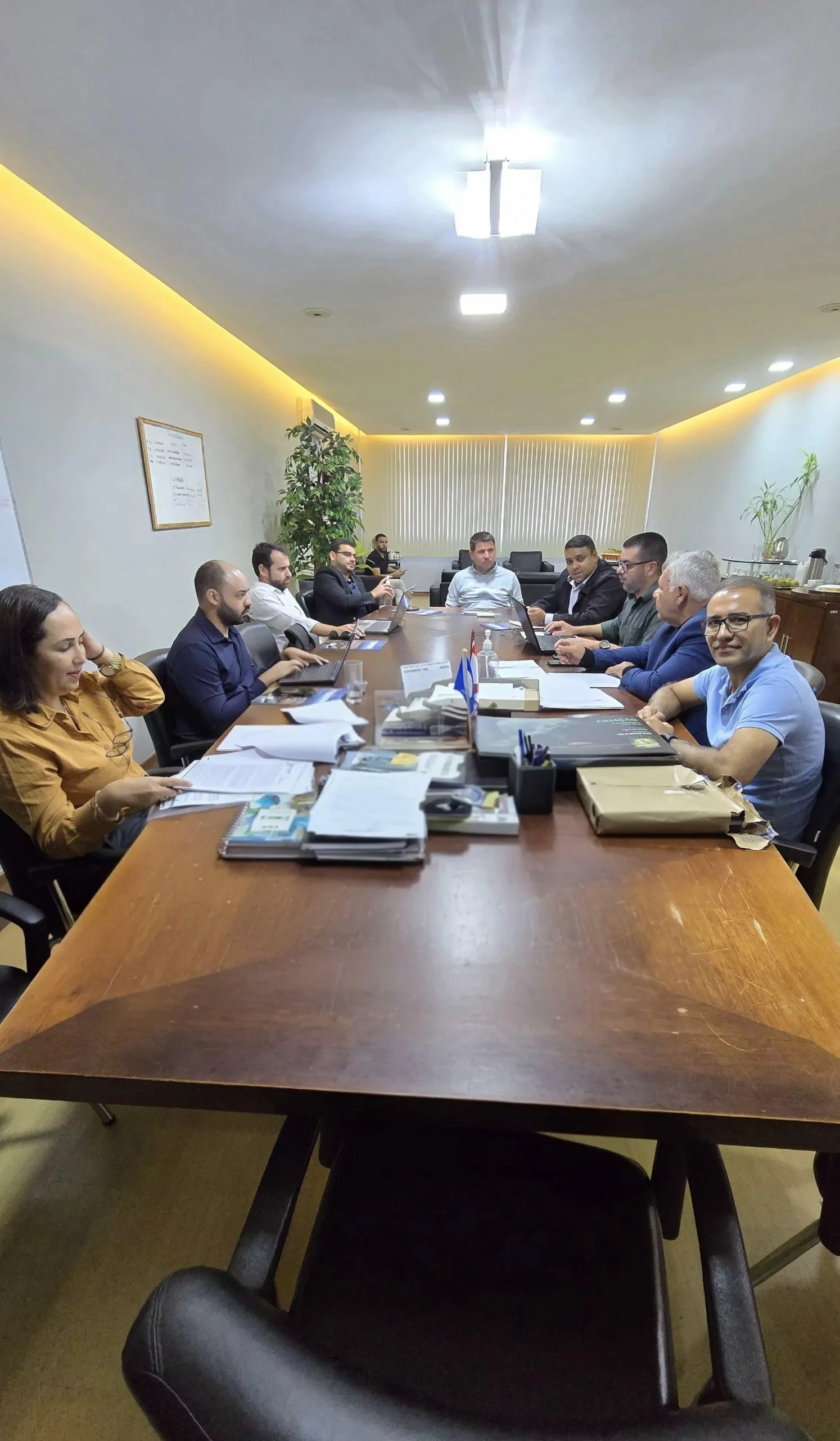 Ex-prefeito de Iguaba Grande, Vantoil Martins, participa de reunião sobre criação de Consórcio Multifinalitário da Região dos Lagos