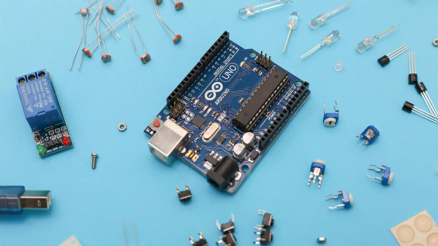 O que é hardware? Confira a função e exemplos dos componentes eletrônicos • Tecnoblog