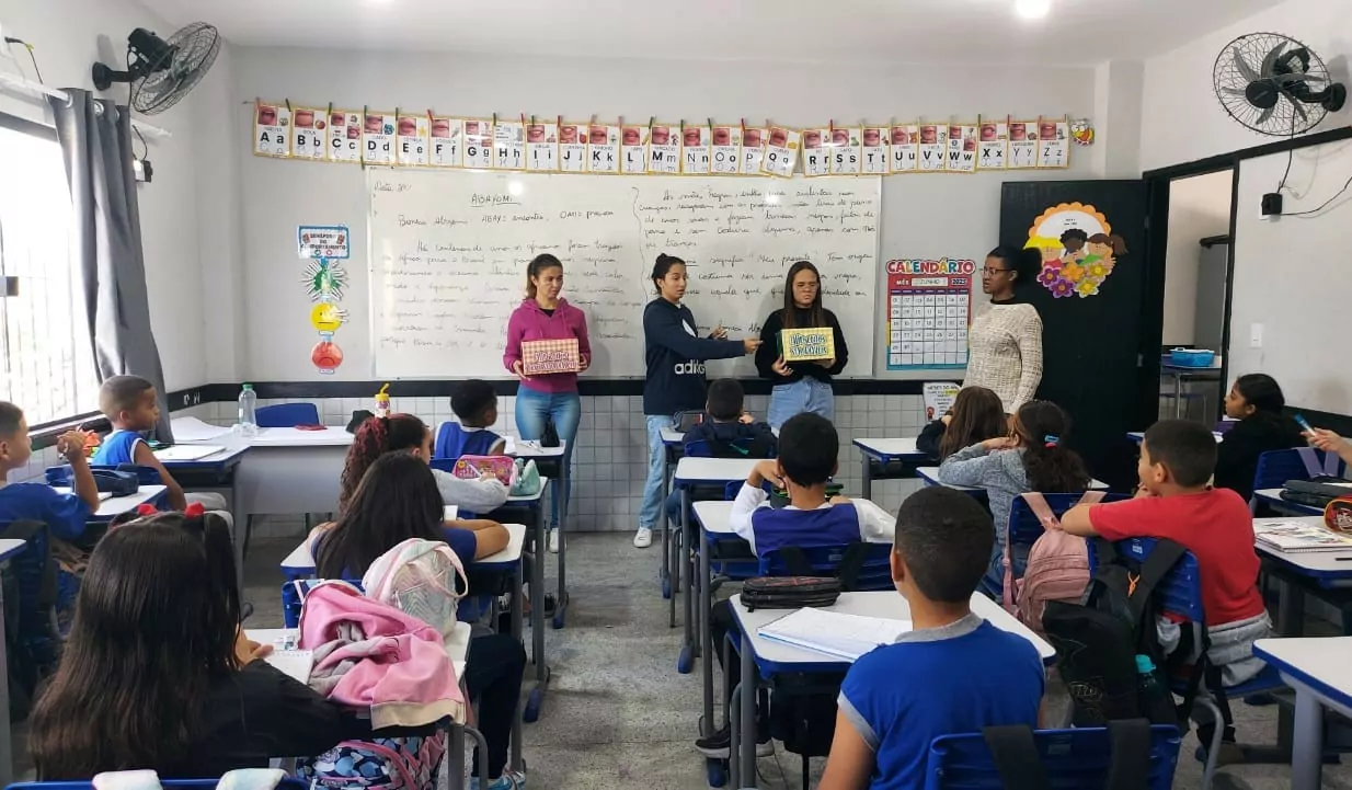 Programa Saúde na Escola promove ação integrada na E. Mz. Manoel Moraes da Silva, em São Pedro da Aldeia