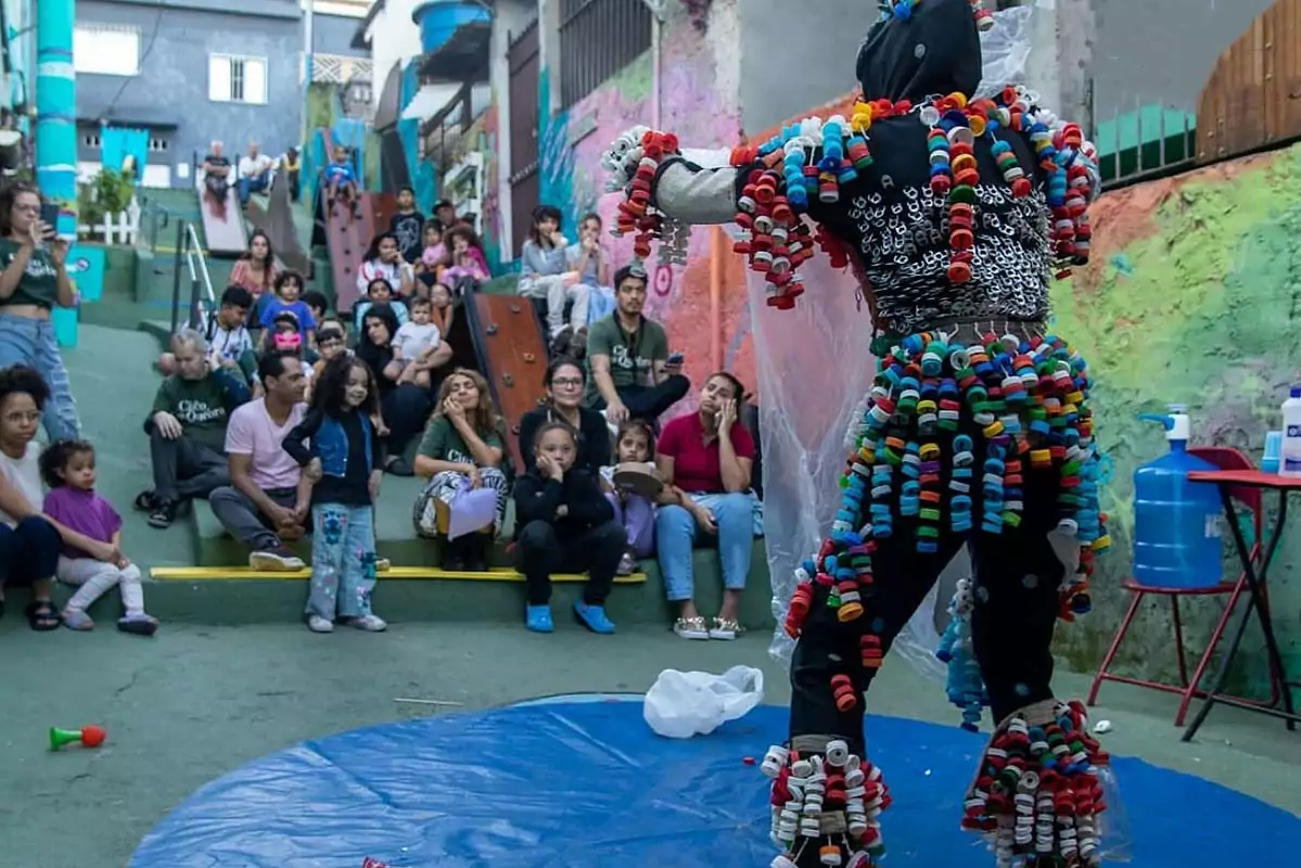 apresentação na periferia
