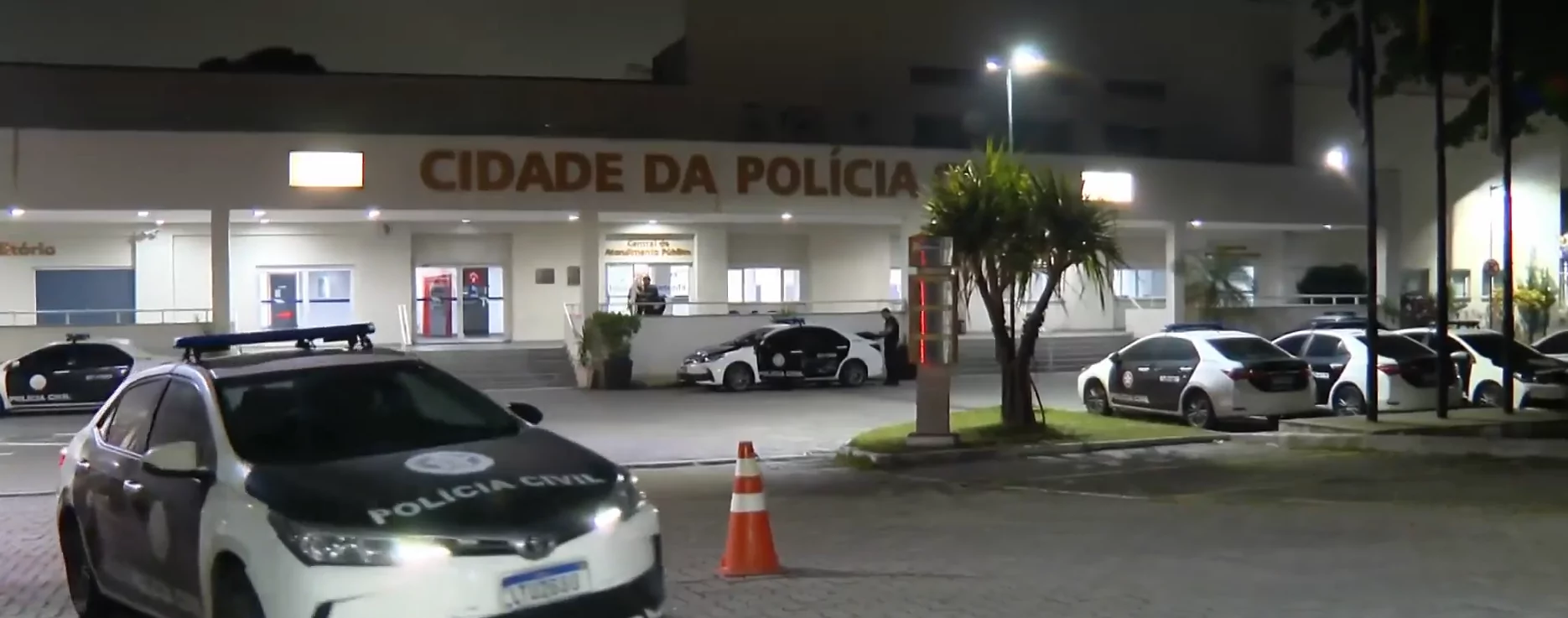 Influenciadores de Cabo Frio são alvos de operação contra 'Jogo do Tigrinho' e lavagem de dinheiro
